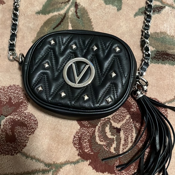 Valentino Arya black leather crossbody - Picture 4 of 8
